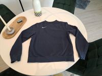 Nike Pullover sweat dunkelblau 147 158 cm Niedersachsen - Barßel Vorschau