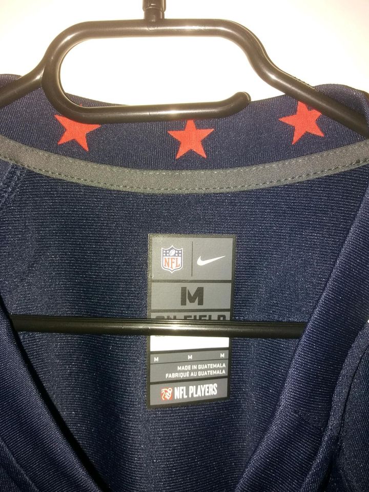 Nike NFL Trikot Tennessee Titans Gr. M neu in Frankfurt am Main