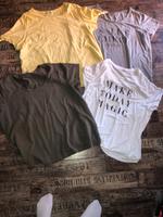 4 T-Shirts C&A gelb Khaki grau weiß Gr. 48/50 Nordrhein-Westfalen - Langenfeld Vorschau