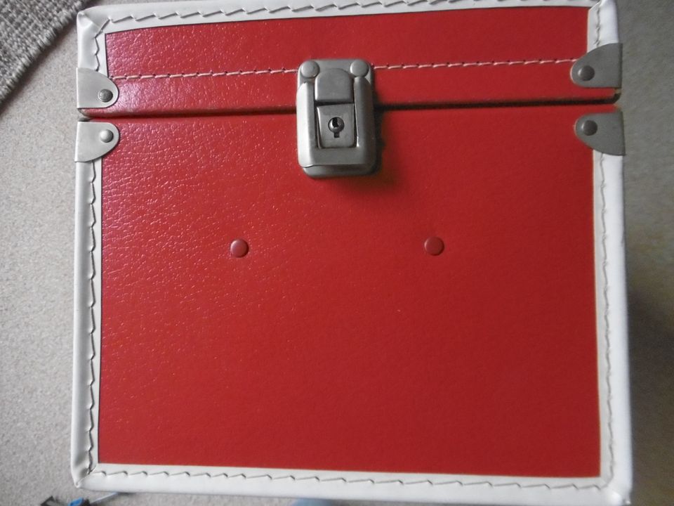 LEGO alter Koffer in rot - aus den 60er / 70er Jahren - gebraucht in Dortmund