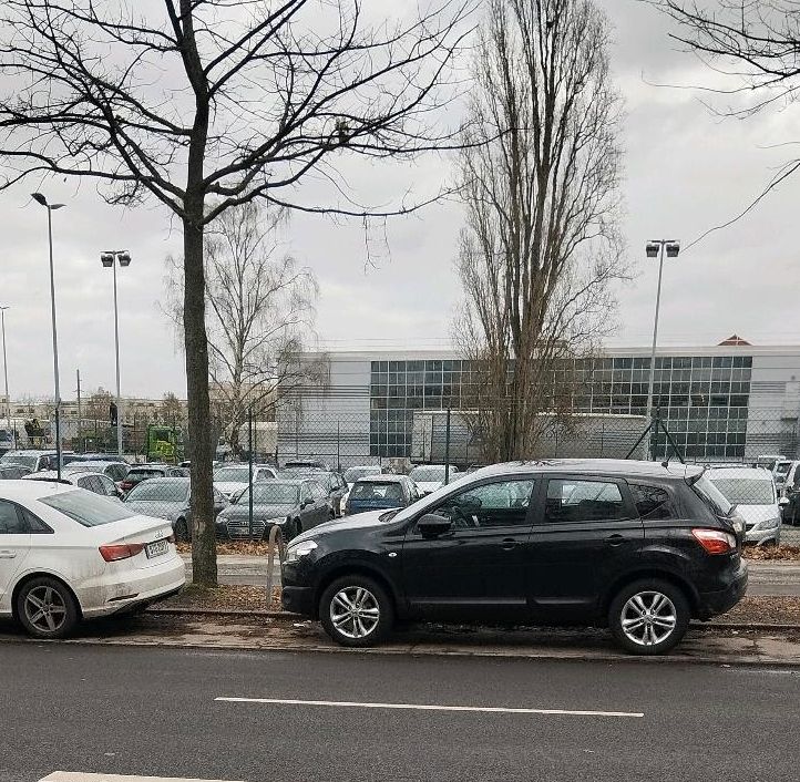 Sehr Gepflegter Nissan Qashqai acenta 2, 141 PS, TÜV neu in Berlin