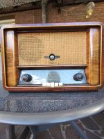 Altes Menden Radio im Original Zustand Typ 300-9 Funktionsfähig Nordrhein-Westfalen - Oberhausen Vorschau
