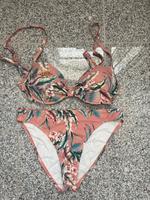 Esprit Bikini Push up Gr. 40 B rosa weiß Blumen Hose Gr.  40 TOP Nordrhein-Westfalen - Olfen Vorschau