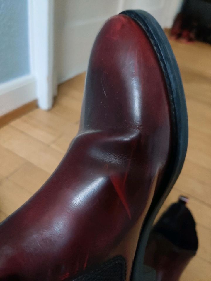 Tamaris Chelsea Boots oxblood burgunderrot in Saarbrücken