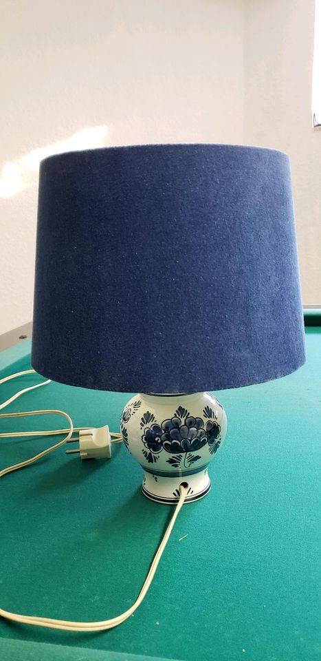 Tischlampe blau in Xanten