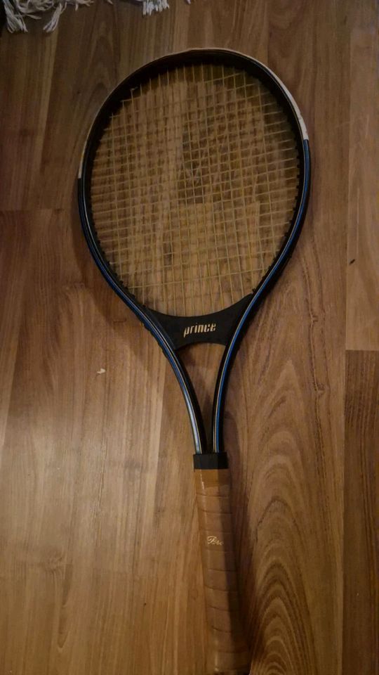 Tennis racket in Freiburg im Breisgau