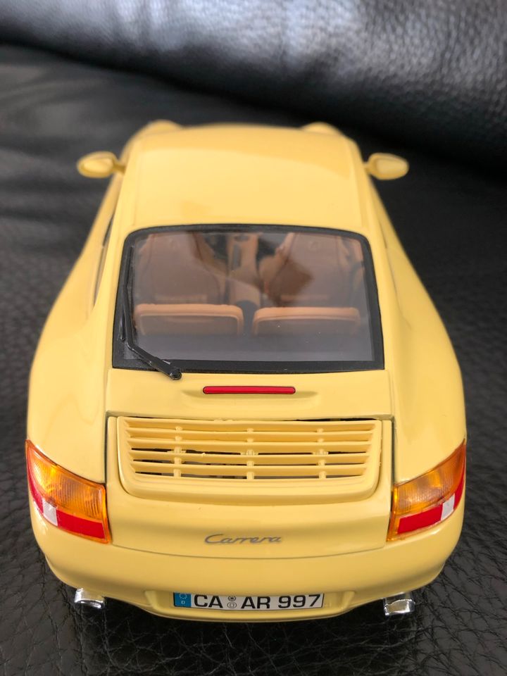 Modell Auto Porsche 911 Carrera  1/18  ⭐️⭐️⭐️ in Renningen