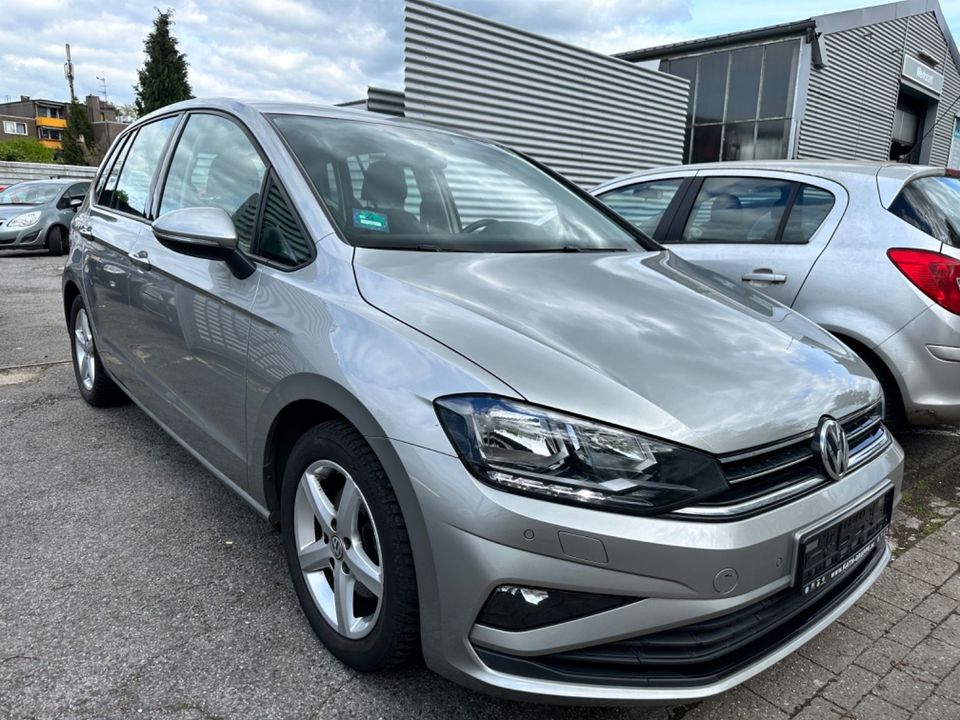 Volkswagen Golf Sportsvan VII Trendline in Bochum