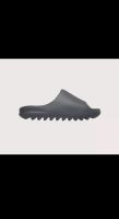 Adidas Yeezy Slide Slate Grey 50 Neu OVP Sneaker Hamburg - Wandsbek Vorschau