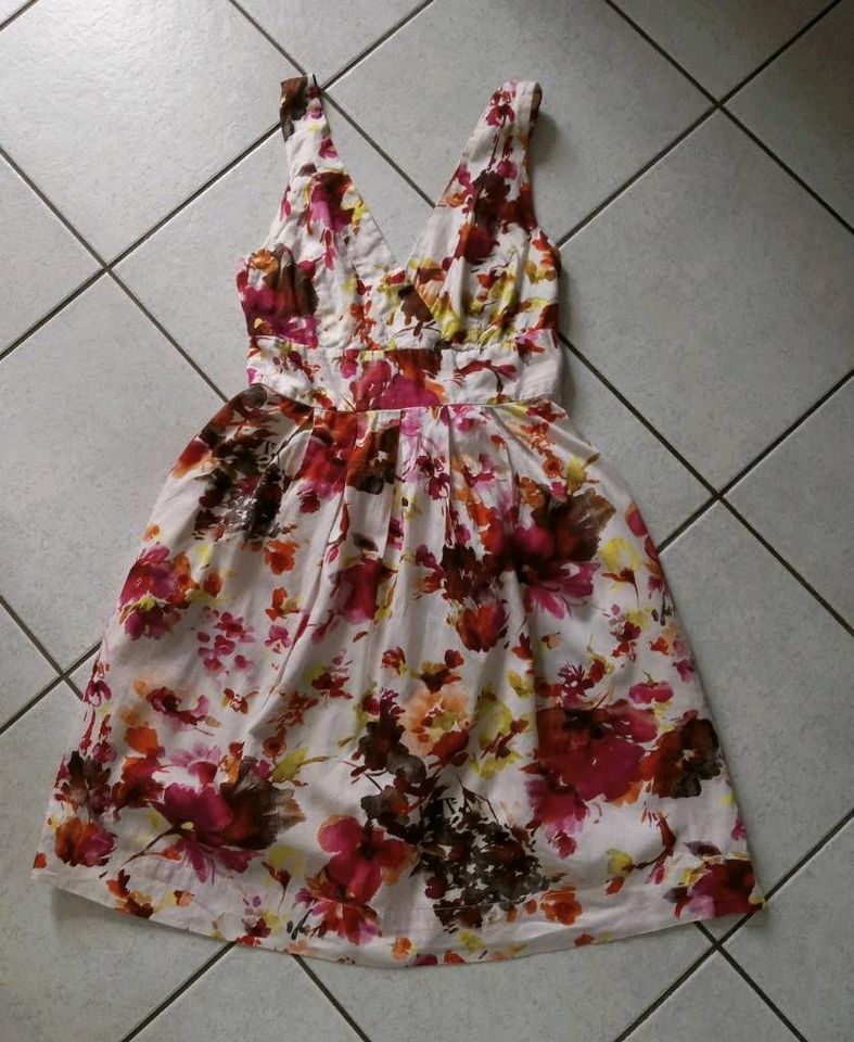 Kleid von Zara Gr. S in Messingen