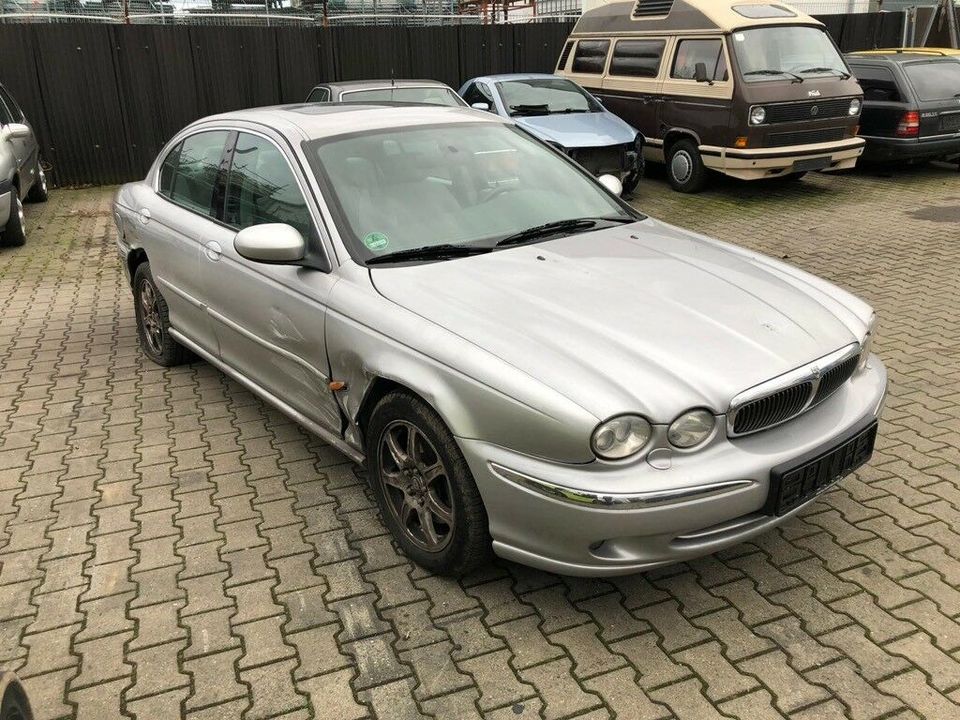 Jaguar X-Type Ersatzteile Gebrauchtteile Schlachtfest Autoteile in  Nordrhein-Westfalen - Köln Vogelsang | Ersatz- & Reparaturteile | eBay  Kleinanzeigen ist jetzt Kleinanzeigen