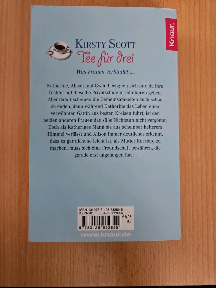 Kirsty Scott - Tee für drei in Detmold