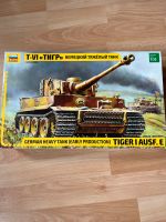 Panzermodellbausatz Tiger 1 Ausführung E Zveda 1/35 Niedersachsen - Verden Vorschau