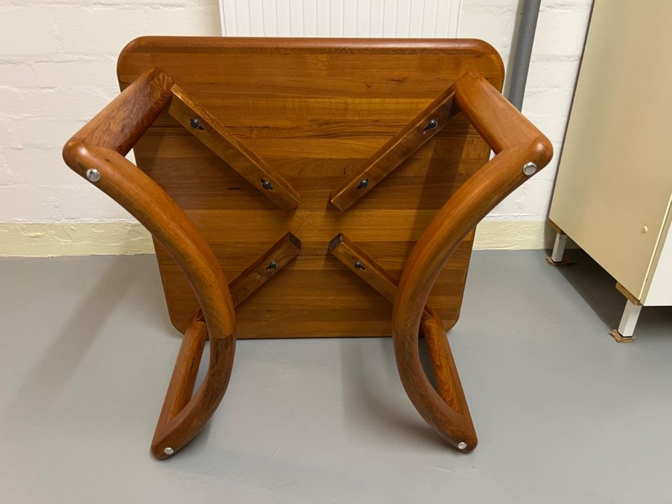 Beistelltisch Couchtisch aus Massivholz Teak in Hamburg