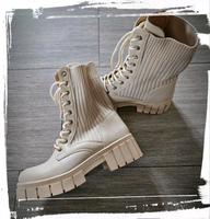 Boots beige Schnürboots wie neu Gr. 40 Grabfeld - Grabfeld-Jüchsen Vorschau