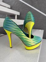 High heels Pumps Gr. 39 neon gelb grün Niedersachsen - Geestland Vorschau