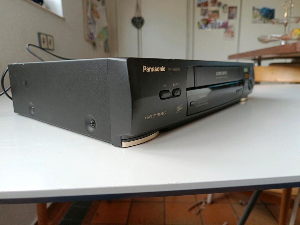 Panasonic VHS Videokassettengerät  NV DD 640 in Bomlitz