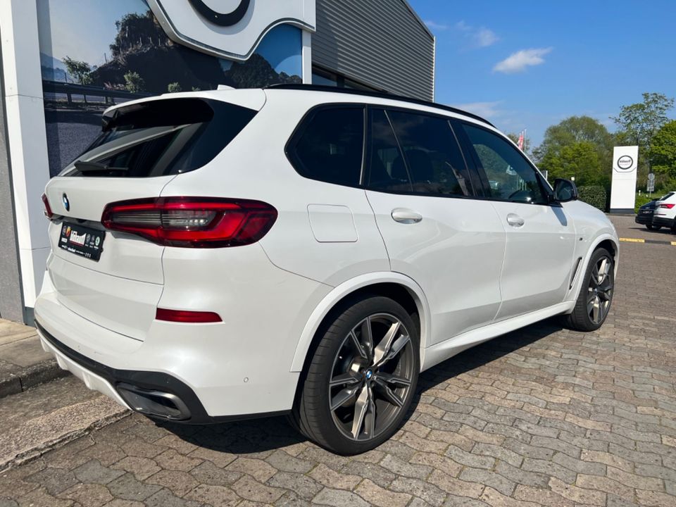 BMW X5 M50 M Sport Sky Fond Entertainment VOLL in Bad Oeynhausen