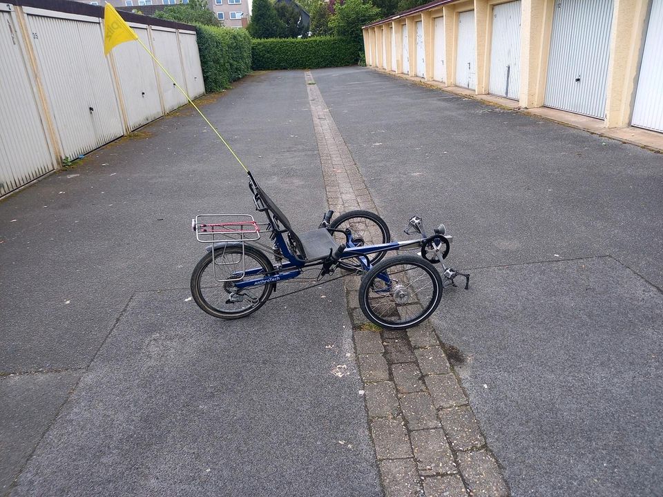 Dreirad aus Edelstahl und Aluminium in Hamm