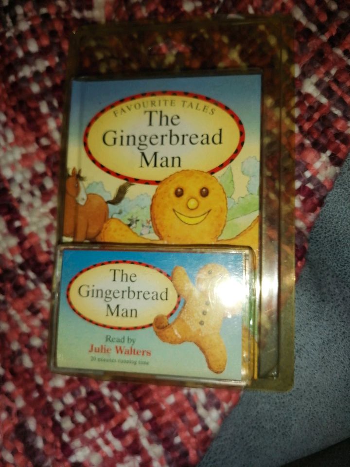 The Ginger bread man book + MC tape early English in Ludwigshafen