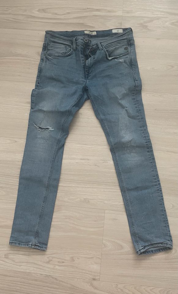 Jeans Blend 33/30 blau in Zeltingen-Rachtig