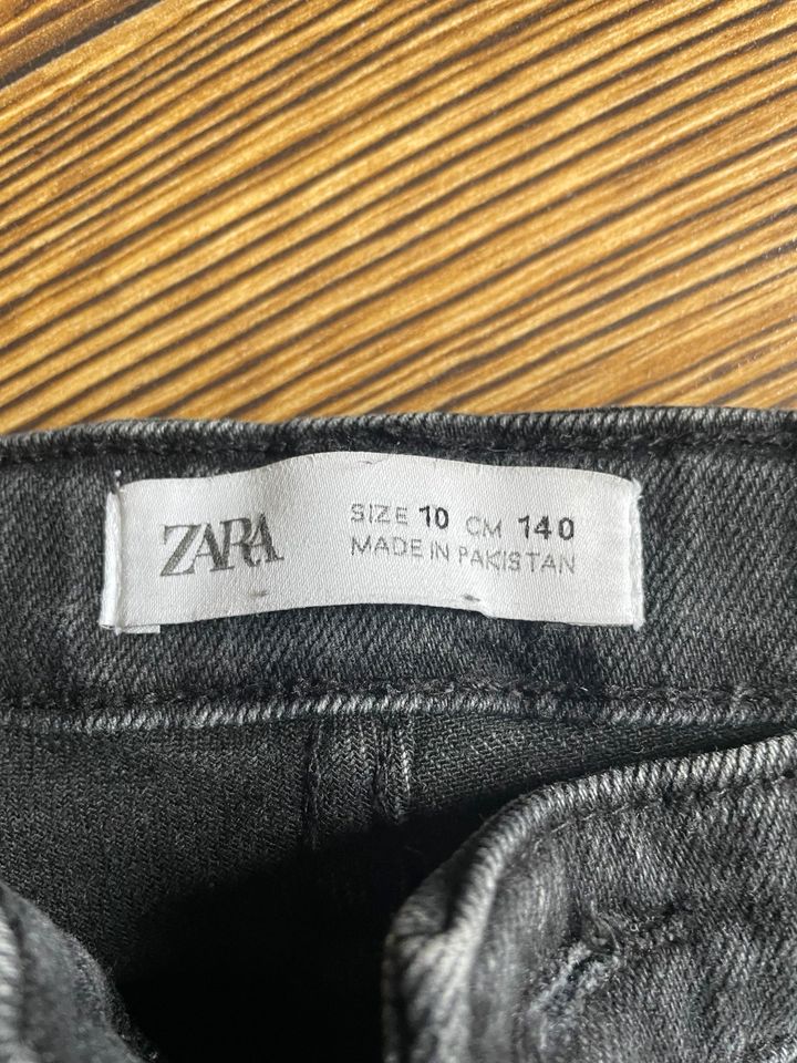 Zara Jeans Junge Gr. 140 in Ingolstadt