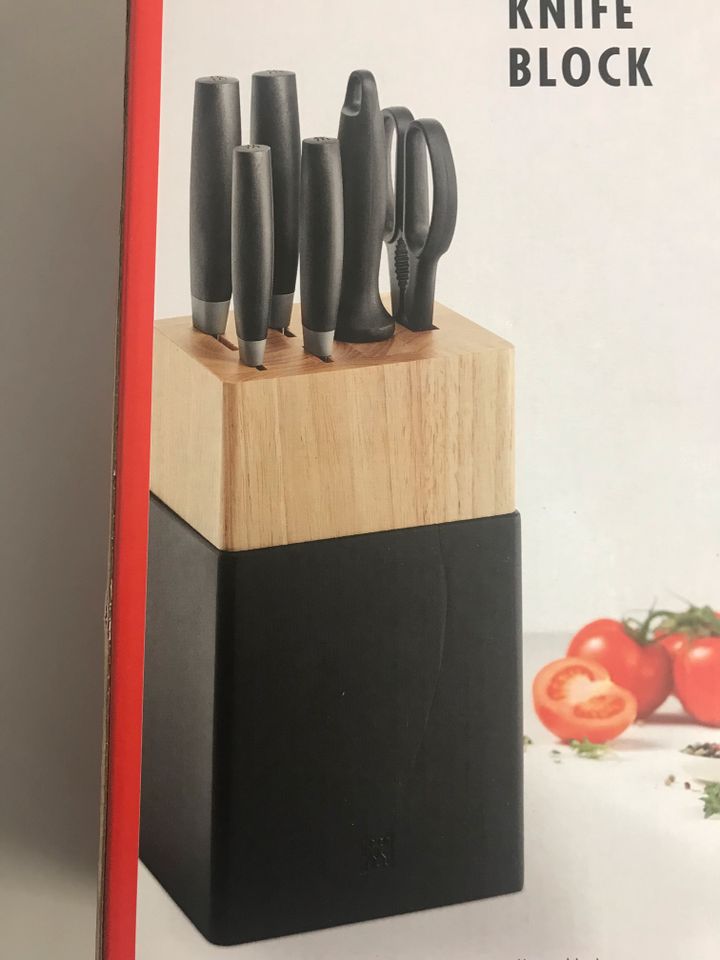 Messer mit Messerblock von Zwilling in Deggenhausertal