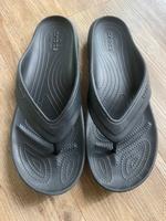 Iconic Crocs Comfort Zehentrenner Gr. M 13 47 schwarz Schleswig-Holstein - Itzehoe Vorschau