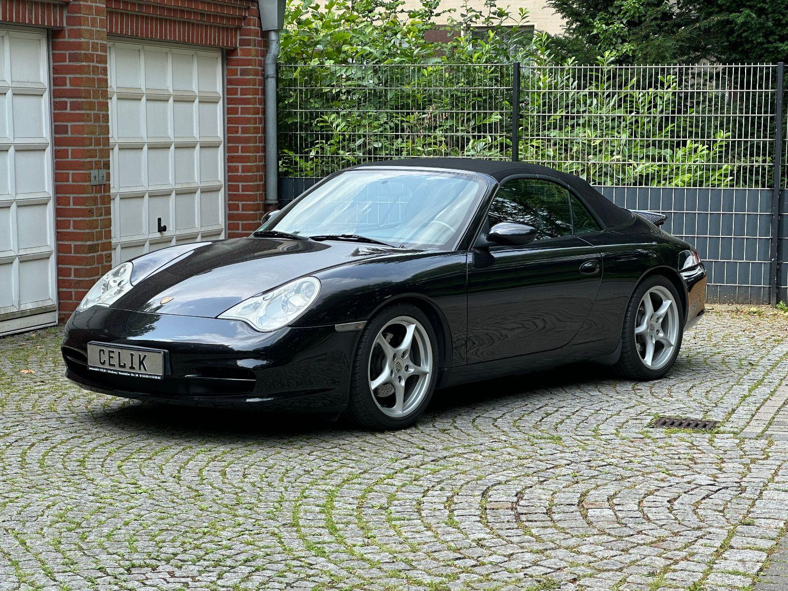 Abbildung des Autos Porsche 911 996 Carrera …
