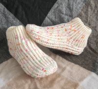 Strickschuhe - Socken, Hausschuhe Bettsocken Gr. 36-38Handarbeit Sachsen - Borna Vorschau