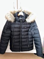 Tommy Hilfiger Damen Jacke Gr M schwarz wie Neu Hessen - Nieste Vorschau