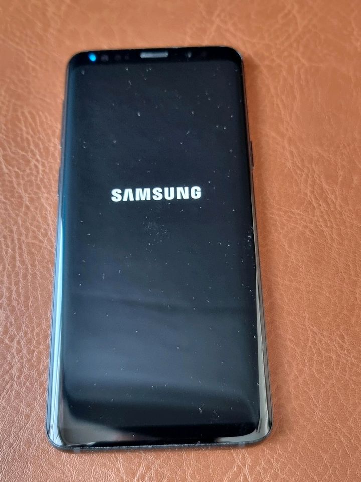 Samsung Galaxy S9 64 GB Duos in midnight black in Euskirchen