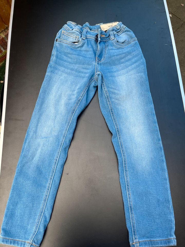 Jeans von Pepperts in Tornesch