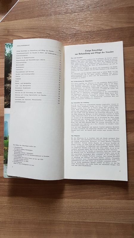alter Katalog vom VEB Bornimer Staudenkulturen + Sondereinleger in Leipzig