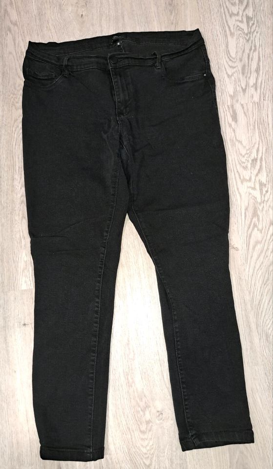 Kleiderpaket Hosen Damen Only Vero Moda XL/30 in Salzwedel