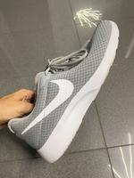 Nike Tanjun Sneaker Schuhe 47 Hessen - Flörsheim am Main Vorschau