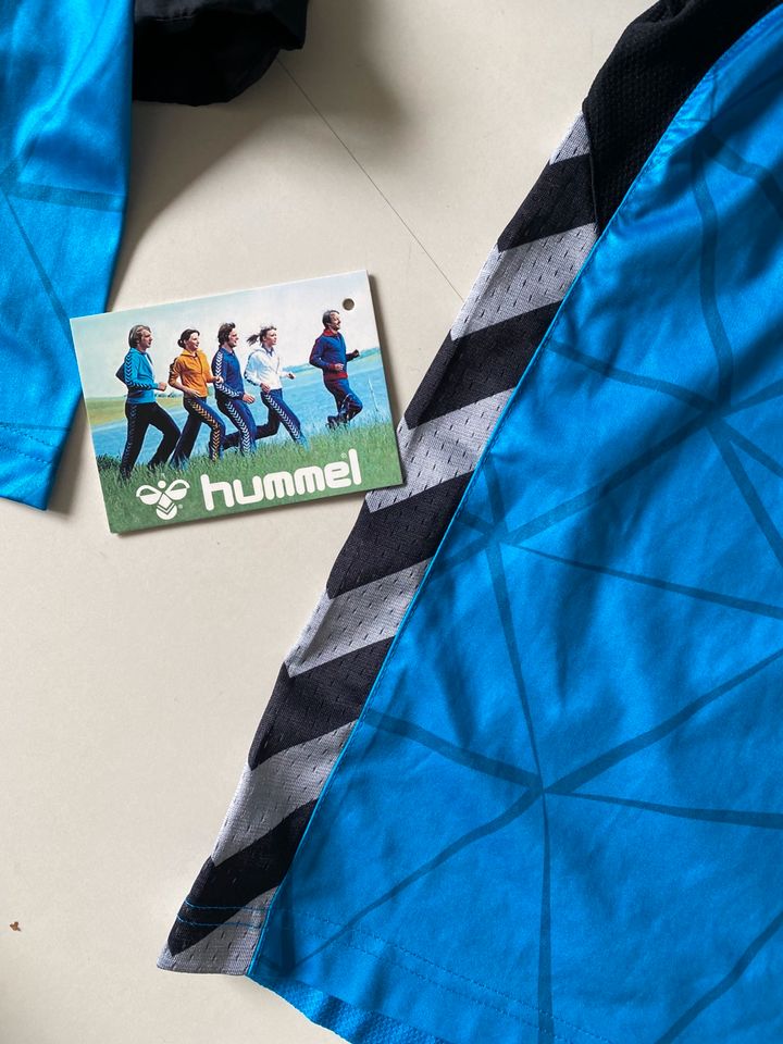 Handball Hummel 140 - 150 Trikot Langarm Pulli Windstopper in Neustadt am Rübenberge