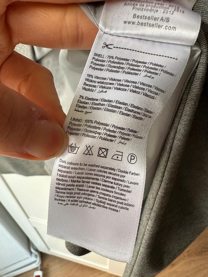 Only Blazer Gr. 36 grau hellgrau tailliert wie neu in Hamburg
