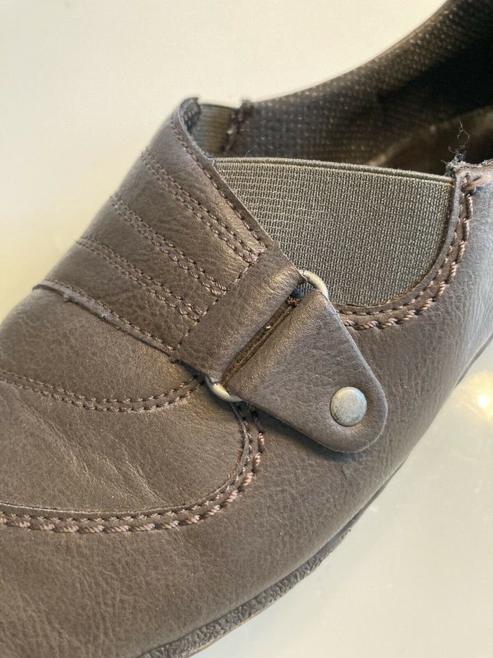 ARA Damen Slipper Schlüpfschuh Halbschuh braun Gr. 38,5 Weite G in Hochheim am Main