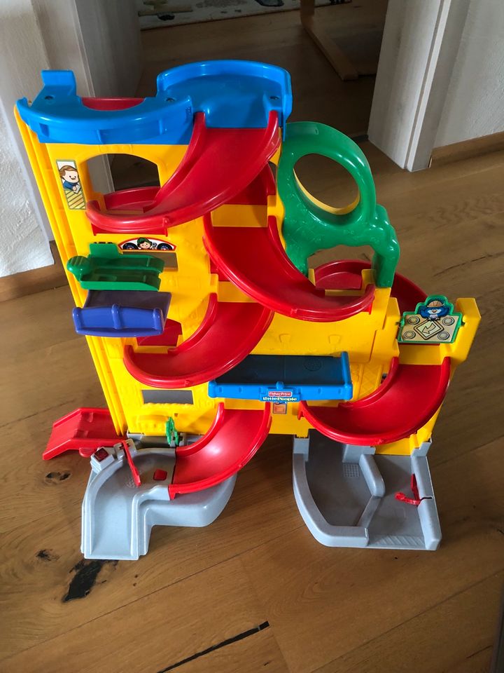 Little Fisher Price Autobahn in Bischofsheim