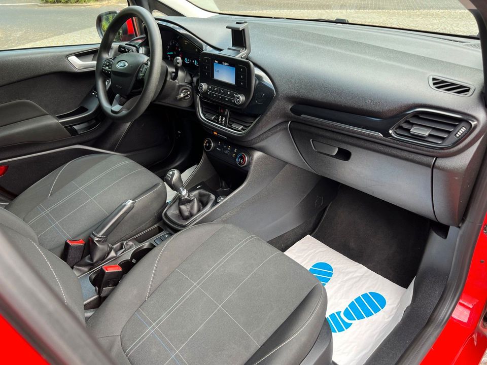 Ford Fiesta 1,0 EcoBoost Klimaautomatik Tempomat Alu in Mülheim (Ruhr)