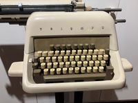 alte Schreibmaschine Din A3 für Sammler Niedersachsen - Bispingen Vorschau