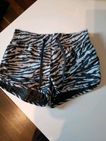 Kurze Sporthose/Shorts von H&M Niedersachsen - Ganderkesee Vorschau