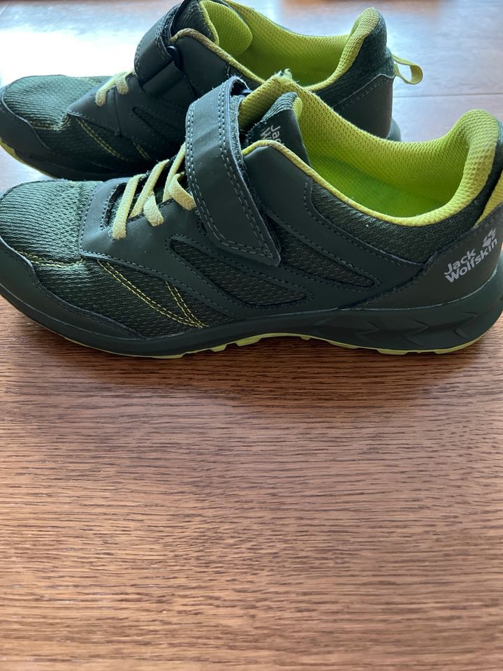 Jack Wolfskin Halbschuhe Trekkingschuhe Größe 38 in Halle