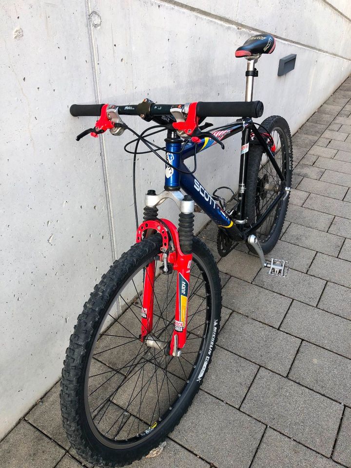 SCOTT Team Racing Hardtail 26" mit Magura HS33 in Rosenheim