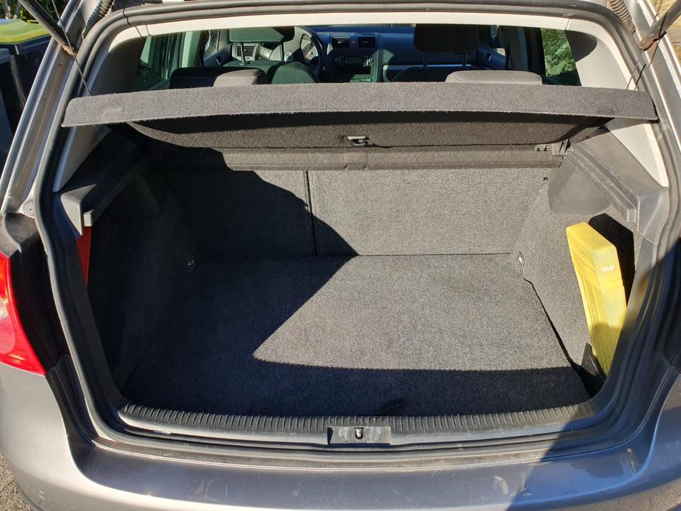 Volkswagen Golf V 1.6 United SHZ, Tempo,Coming/Leaving Home in Altenholz
