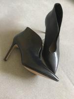 NEU Leder High-Heels knöchelhoch Gr.38 Mango Hessen - Dreieich Vorschau