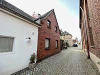 Einfamilienhaus mit viel Potential in historischer Ortslage Nordrhein-Westfalen - Grevenbroich Vorschau