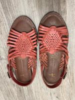 Sandalen Leder Neu ungetragen Frankfurt am Main - Sachsenhausen Vorschau