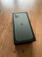 iPhone 11 Pro Max mit vielen Hüllen Nordrhein-Westfalen - Mönchengladbach Vorschau